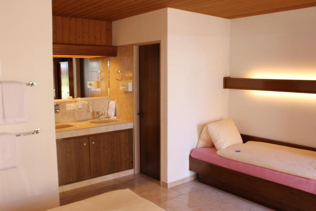 Hotel Glärnisch Hof Horgen Rum bild